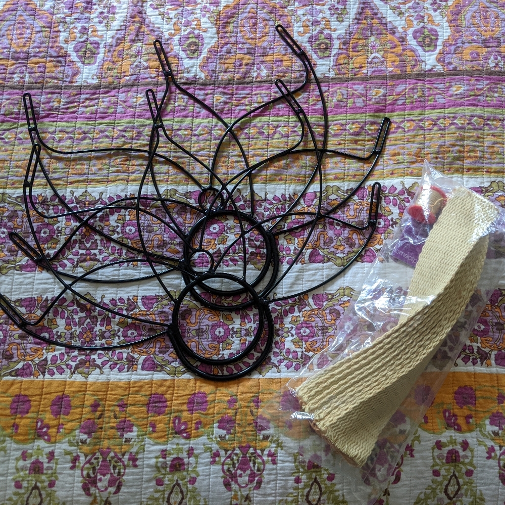 Lotus Fire Fans, Med